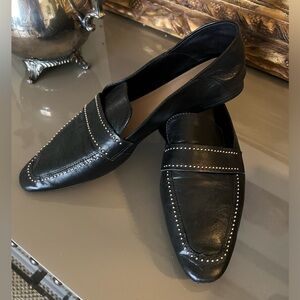 Zara like new size 9 blk gold beading